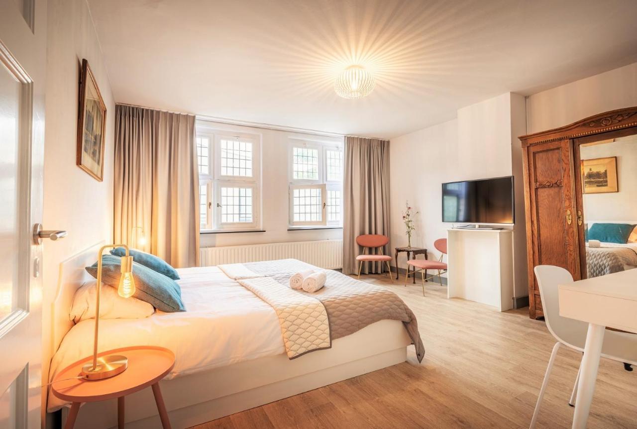 Hotel Nieuw Antiek 黑尔登 外观 照片